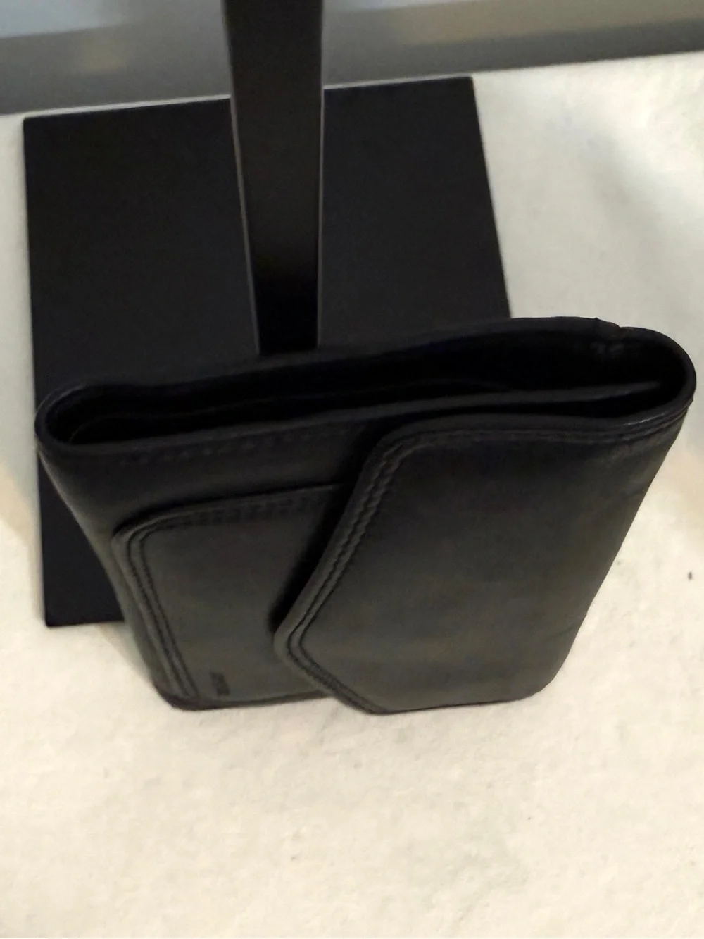 Fossil Black Genuine Leather Wallet Vintage Snap Closure Y2K